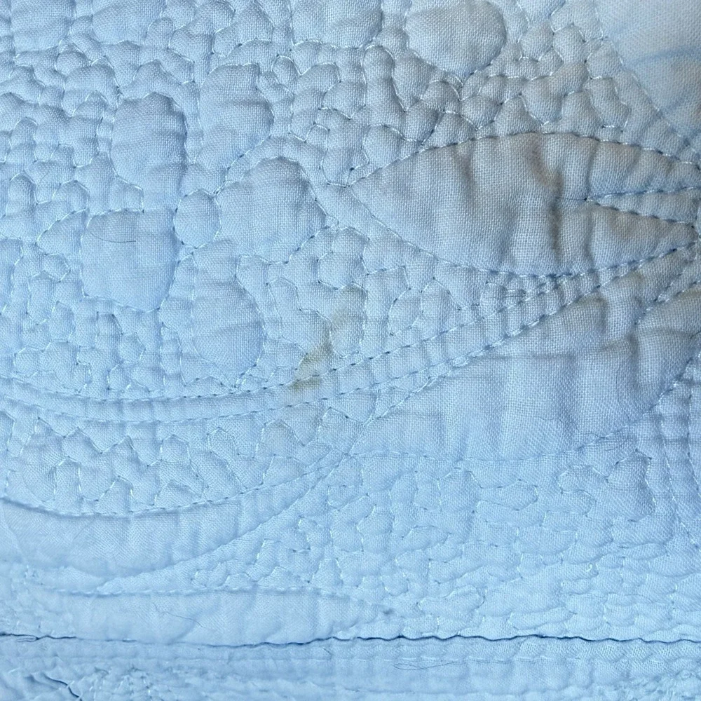 Matelasse Quilt Blue King Cotton Scalloped Bedspread Coverlet 88x92 Reversible